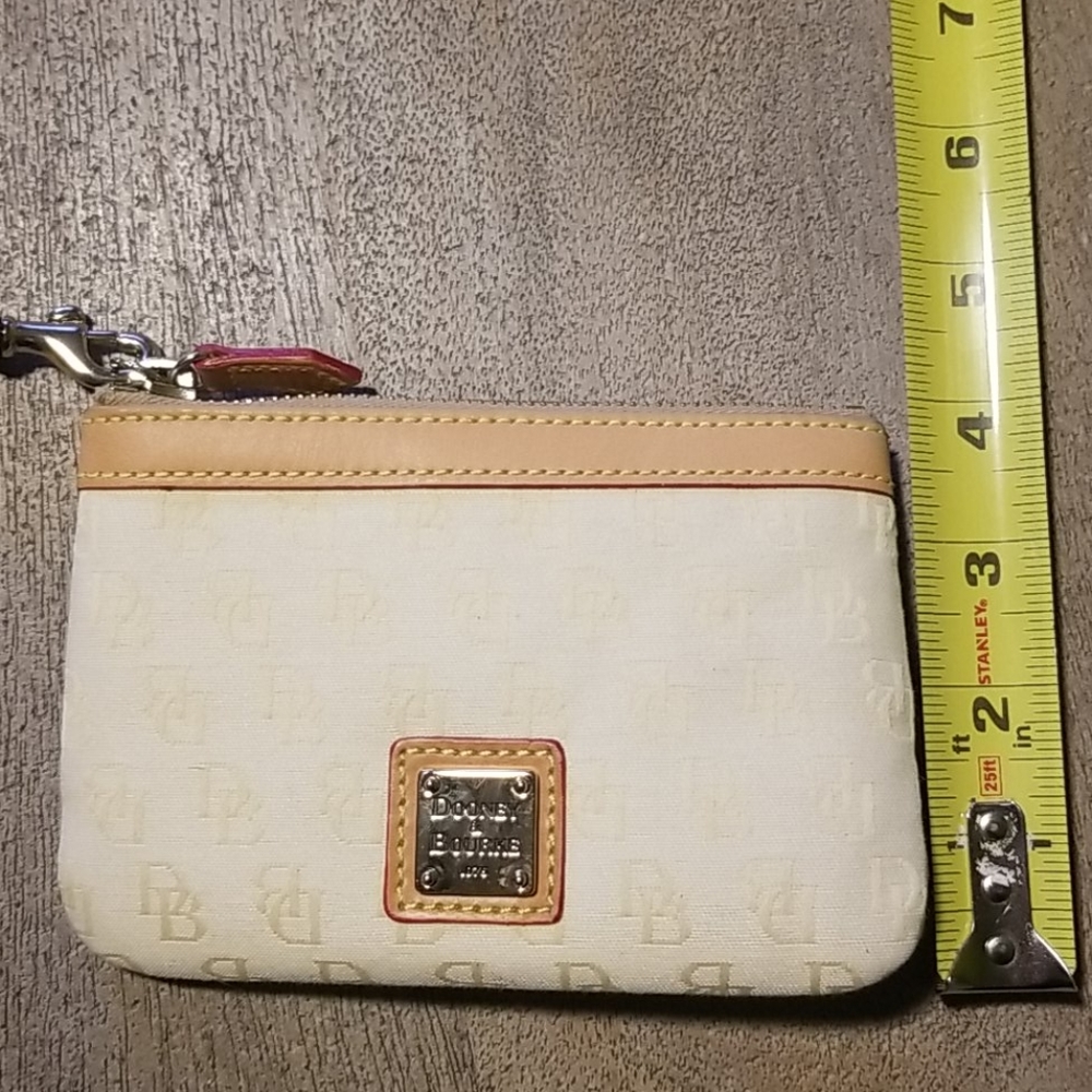 Dooney & Bourke Zipper Wallet Wristlet Change Purs - Picture 11 of 11